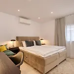 022 Stylish & Modern Apt, Near Appartamento Fuengirola