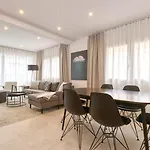 022 Stylish & Modern Apt, Near Fuengirola