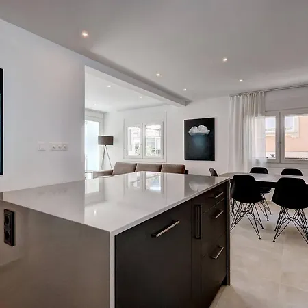 022 Stylish & Modern Apt, Near Apartamento