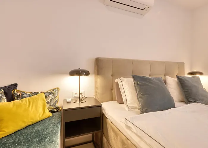 Appartement 022 Stylish & Modern Apt, Near Fuengirola